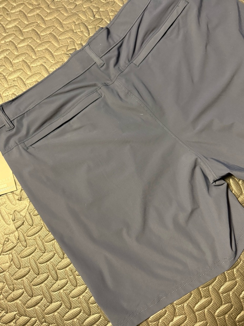 Balance Collection Men's Navy Blue Athletic Shorts With Zip Pockets NWT Size XL - Picture 4 of 9